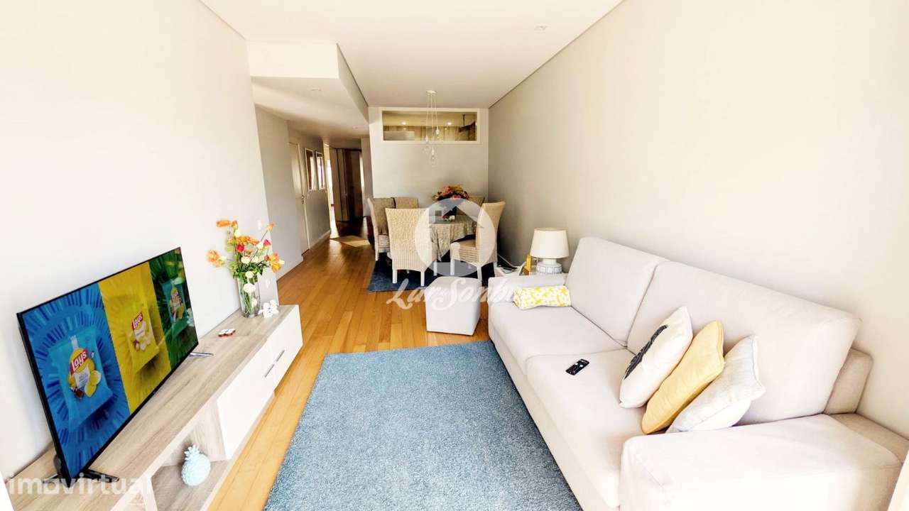 Apartamento T2+1 1ª Linha de Mar Mobilado | Póvoa de Varzim - Grande imagem: 2/17
