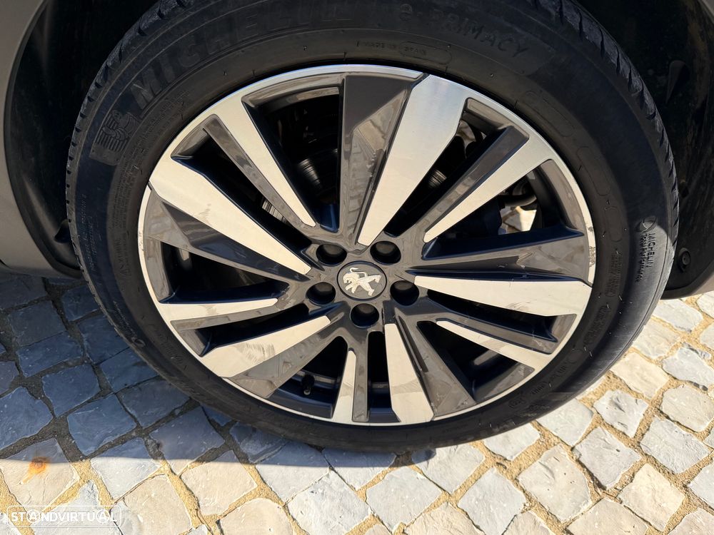 Peugeot 3008 1.6 Hybrid4 GT Pack e-EAT8 - 27