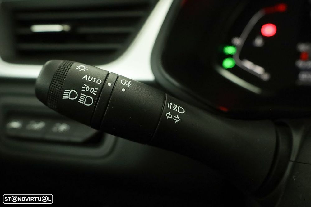 Renault Captur 1.0 TCe Techno Bi-Fuel - 17