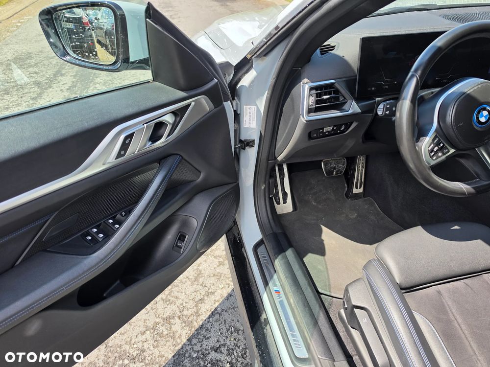 BMW i4 80.7kWh eDrive 35 M Sport - 19