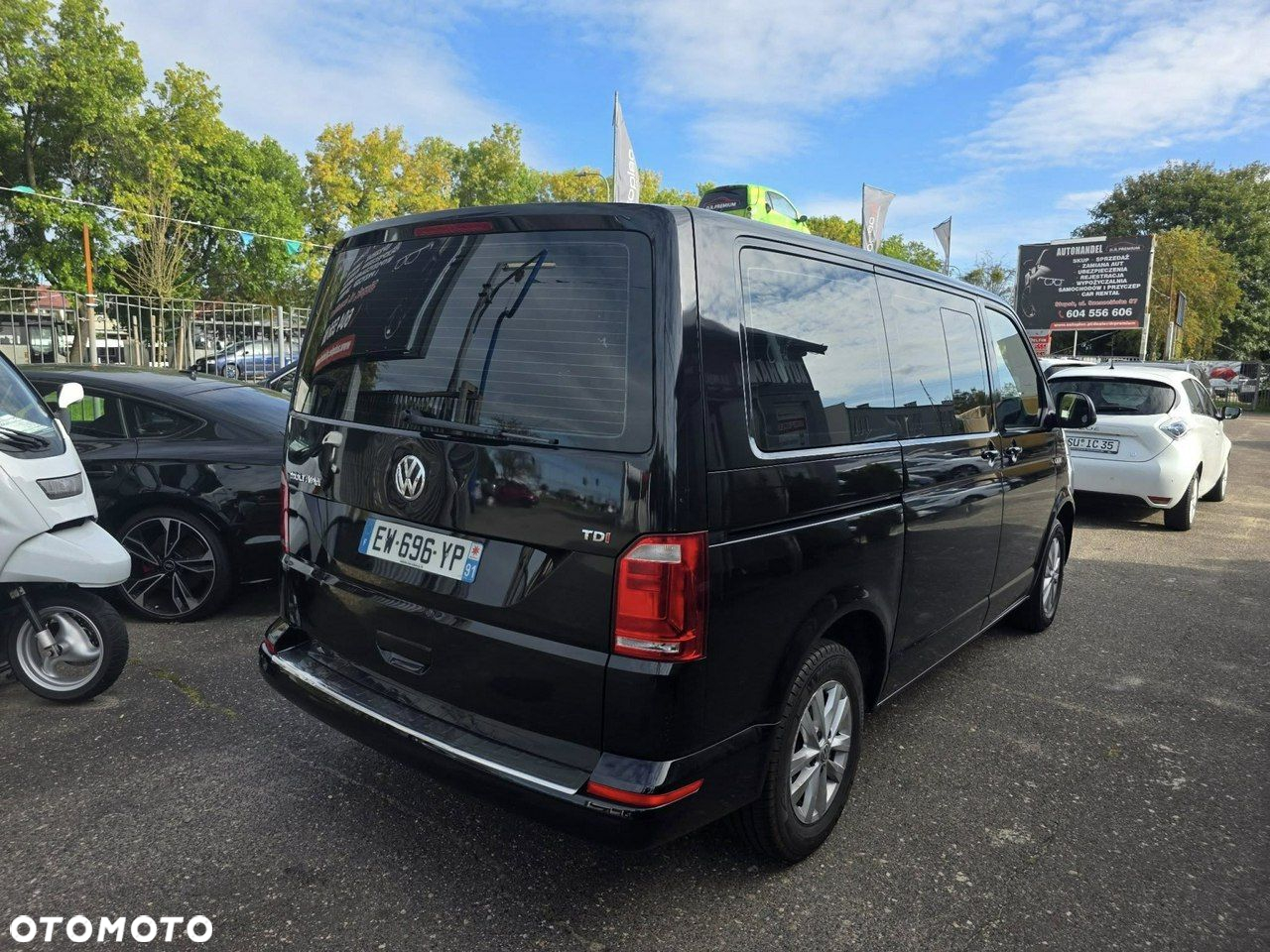 Volkswagen Multivan - 4