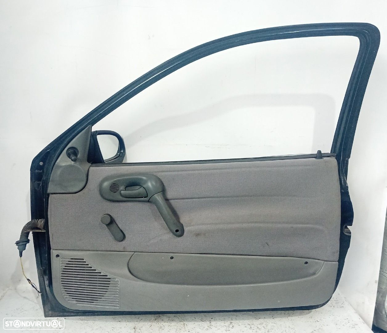 Porta frente direita OPEL Corsa B - 2