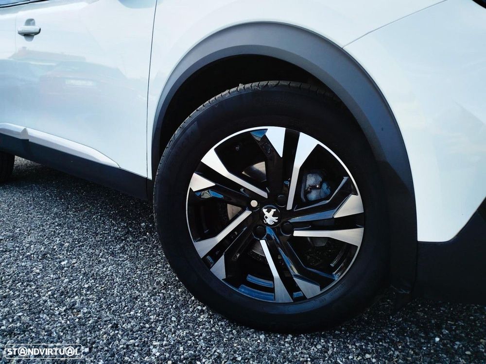 Peugeot 2008 1.2 PureTech GT Line - 32
