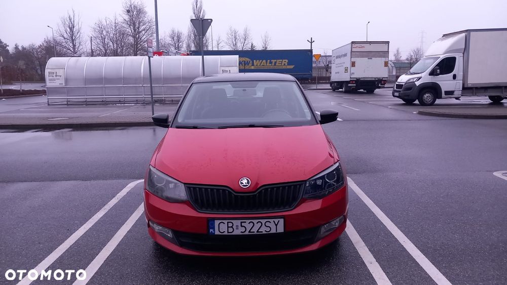 Skoda Fabia 1.0 MPI Cool Edition Red & Grey - 9