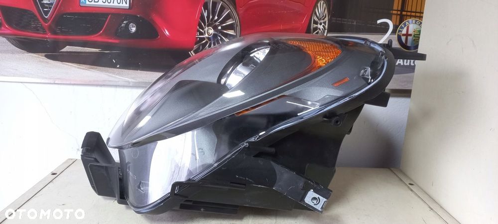 Reflektory lewy ALFA ROMEO MITO 50521540 3226 - 2