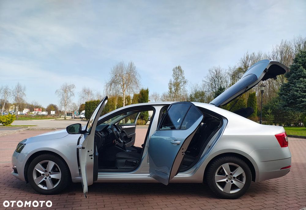 Skoda Octavia 1.5 TSI ACT Ambition - 14