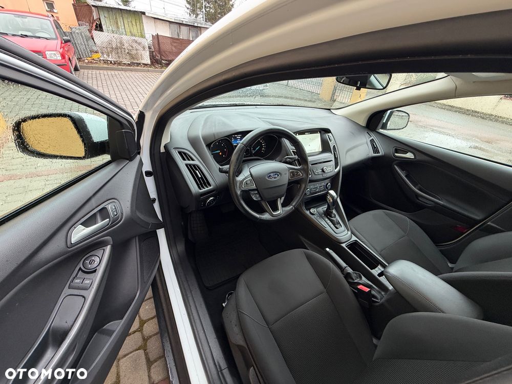 Ford Focus 1.5 TDCi DPF Start-Stopp-System Business - 12