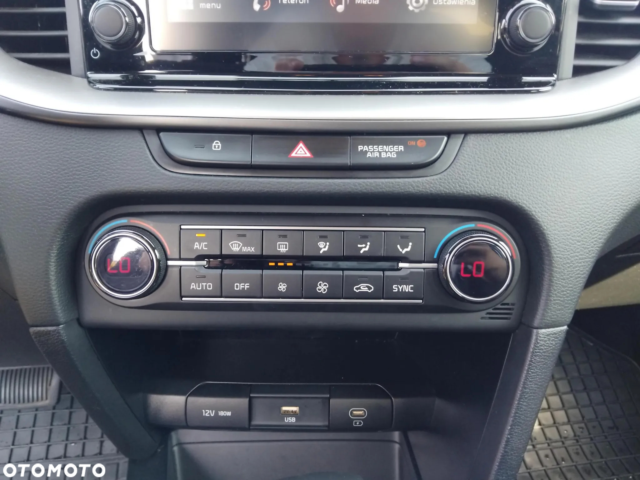 Kia XCeed 1.5 T-GDI M DCT - 13