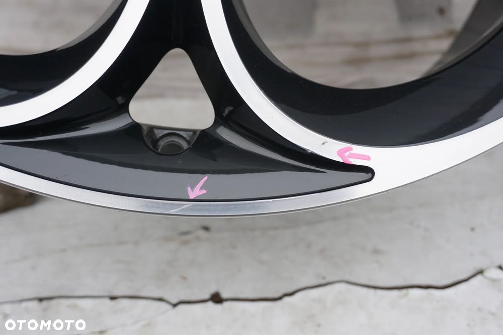 Alfa Romeo OE  5x110 20 8J ET 31 stan bdb- 156146319 - 2