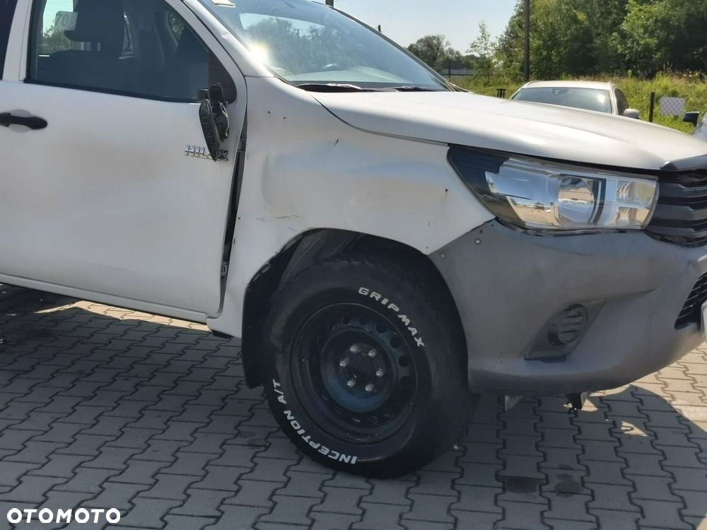 Toyota Hilux - 18