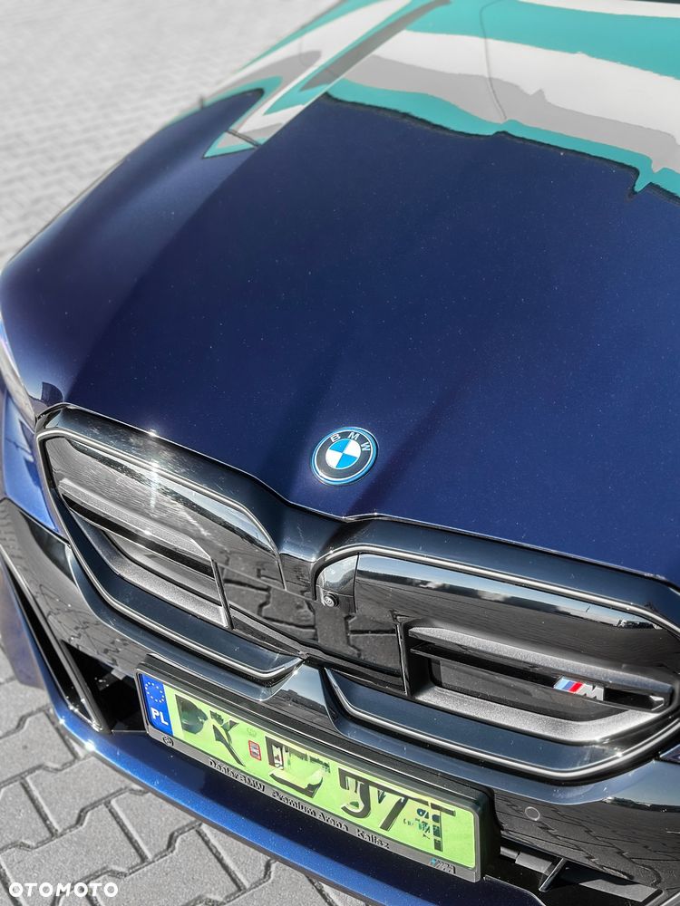 BMW i5 83.9kWh M60 xDrive - 4