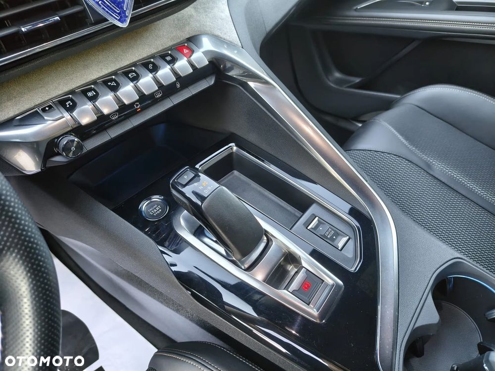 Peugeot 3008 1.6 PureTech Hybrid PHEV GT S&S EAT8 - 31