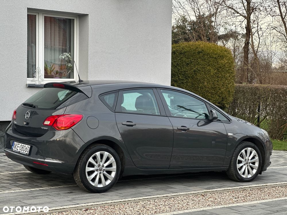 Opel Astra 1.4 Turbo - 19