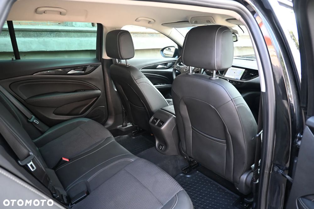 Opel Insignia 1.5 T Elite S&S - 8