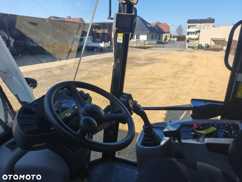 Caterpillar 908 - CATERPILLAR 906 - YANMAR V80 - 14