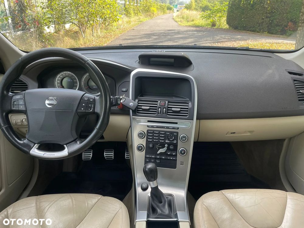 Volvo XC 60 D5 AWD Summum - 6