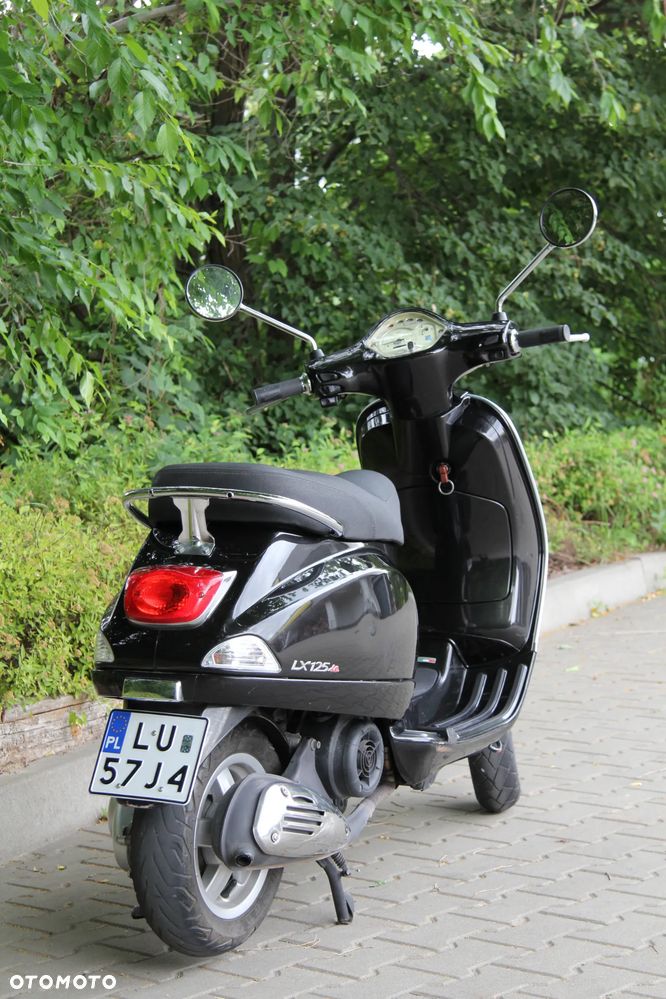 Piaggio Vespa - 18
