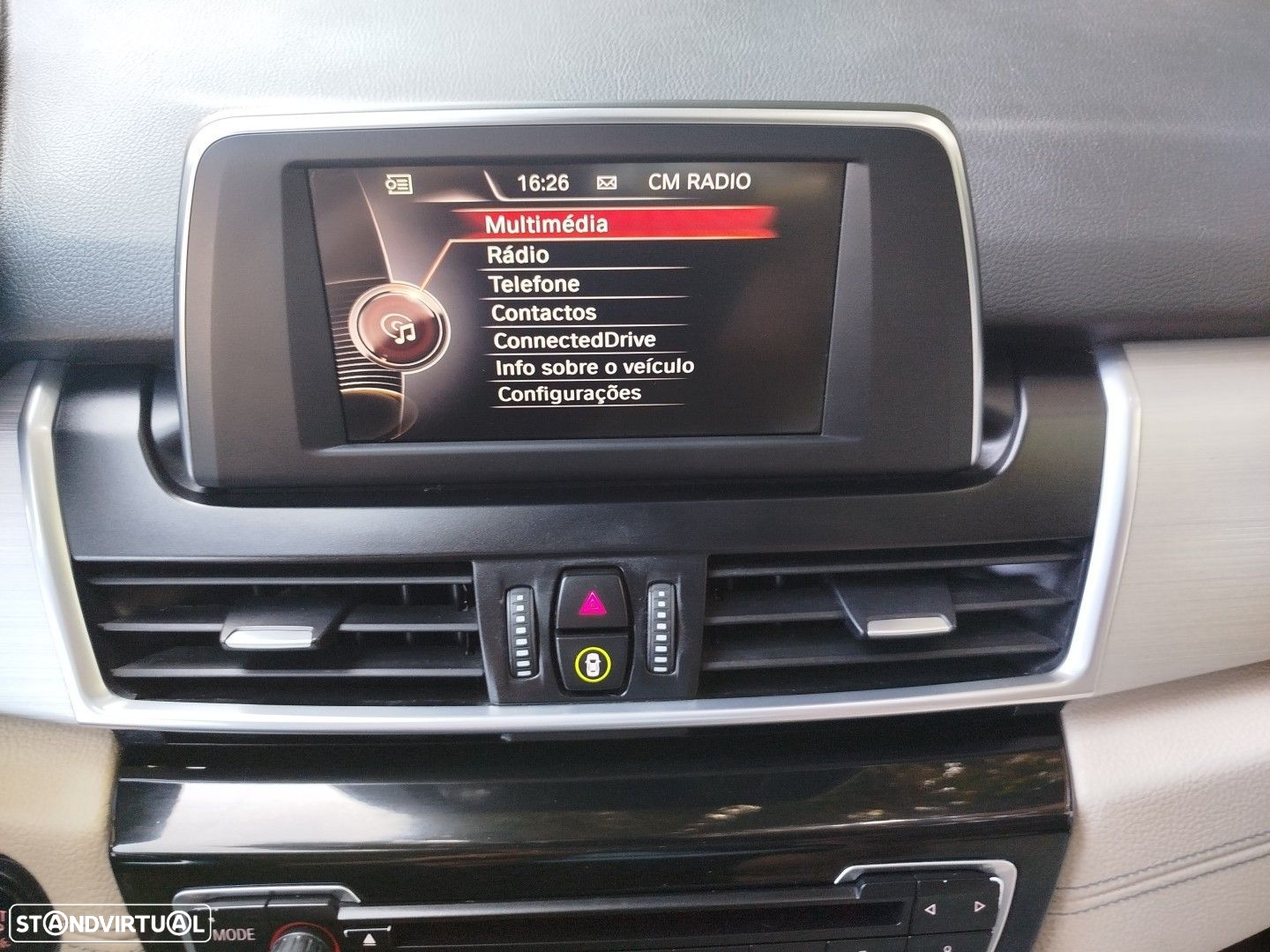 BMW 216 Active Tourer d Line Luxury Auto - 30