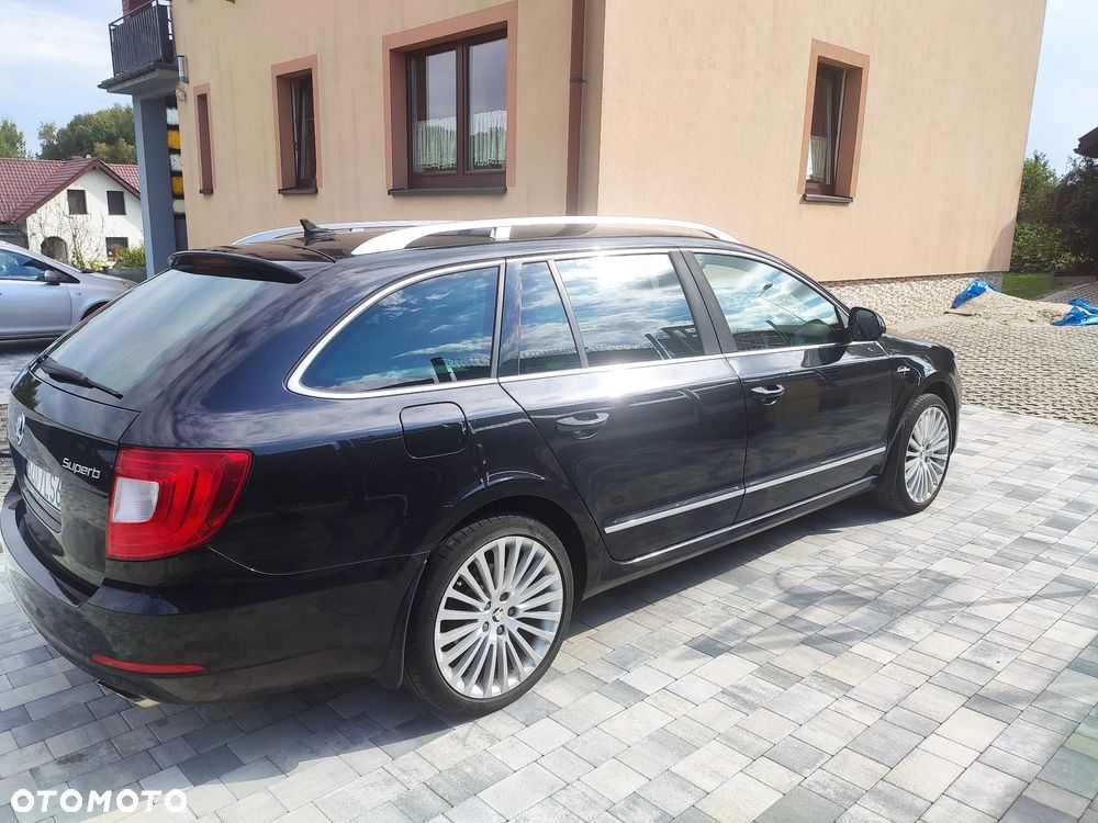 Skoda Superb 2.0 TSI L&K DSG - 6