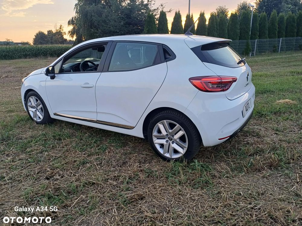 Renault Clio - 2
