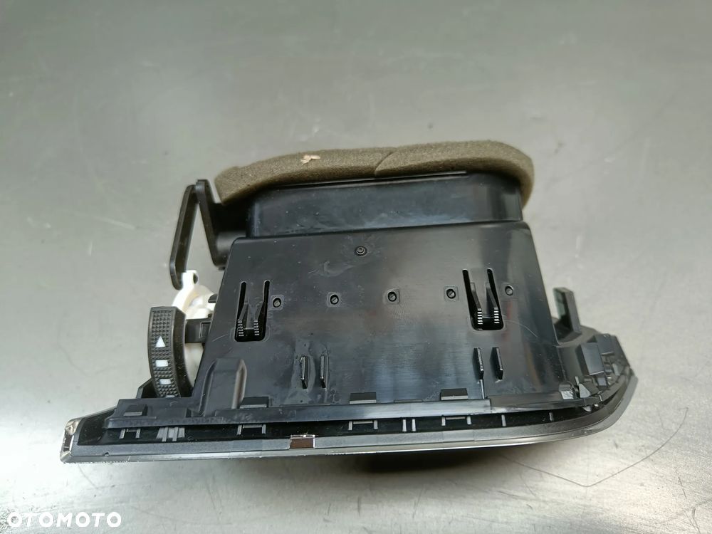 Kratka nawiewu Skoda Octavia 3 III Prawa Wentylacyjna 5E0819702A - 9