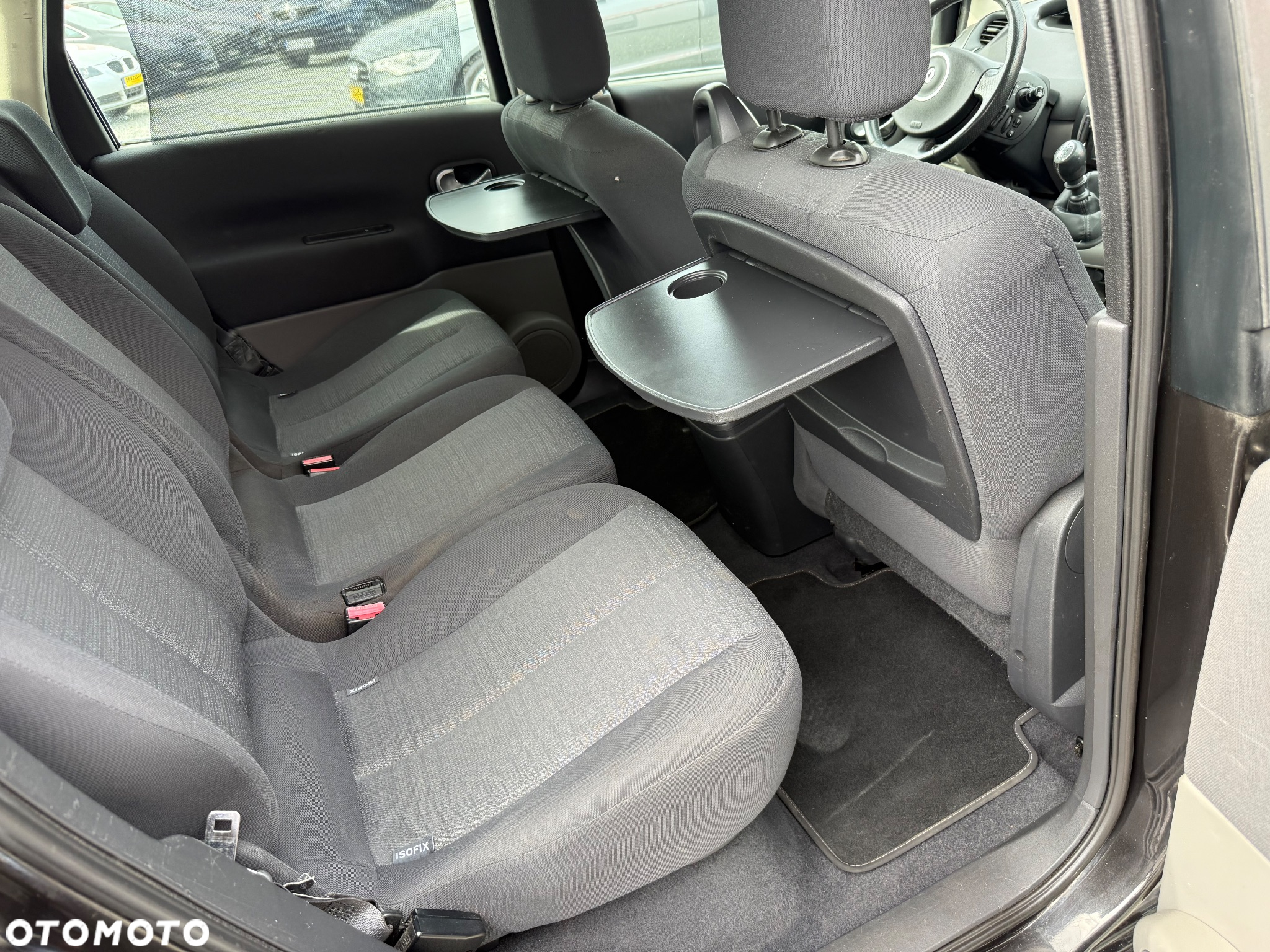 Renault Scenic 1.6 16V Avantage - 13