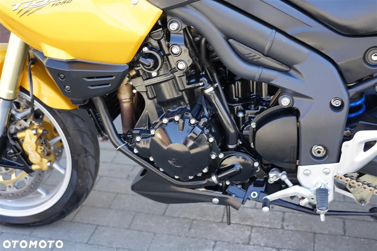 Triumph Tiger - 28