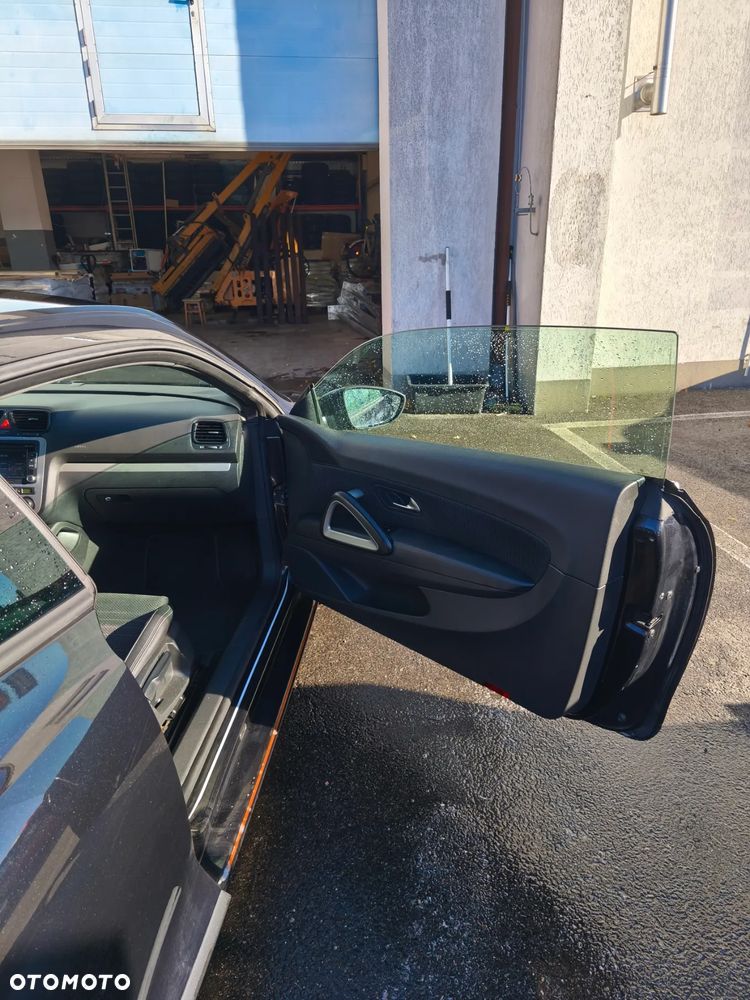 Volkswagen Scirocco 2.0 TSI - 15