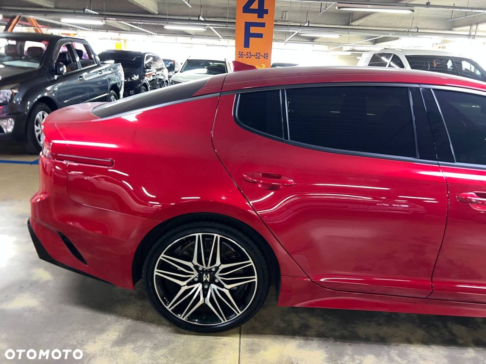 Kia Stinger 3.3 T-GDI V6 GT AWD - 6