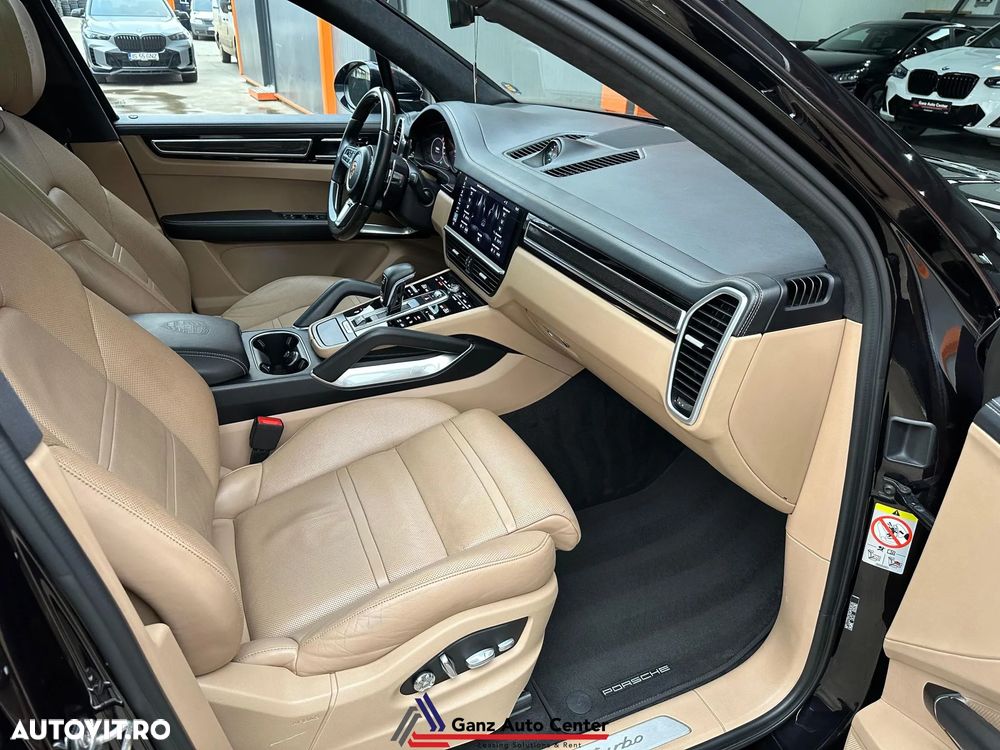 Porsche Cayenne Turbo Tiptronic S - 15