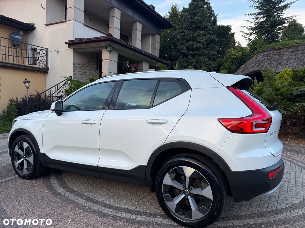 Volvo XC 40 B3 B DKG Plus Dark - 13