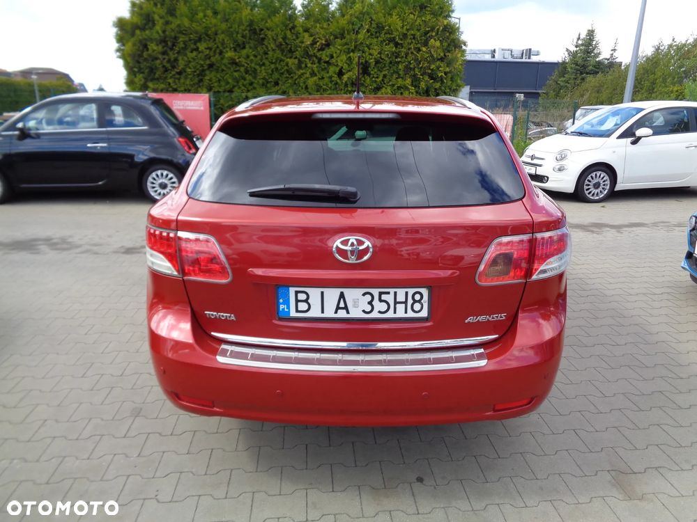 Toyota Avensis 2.0 D-4D Sol Premium - 3