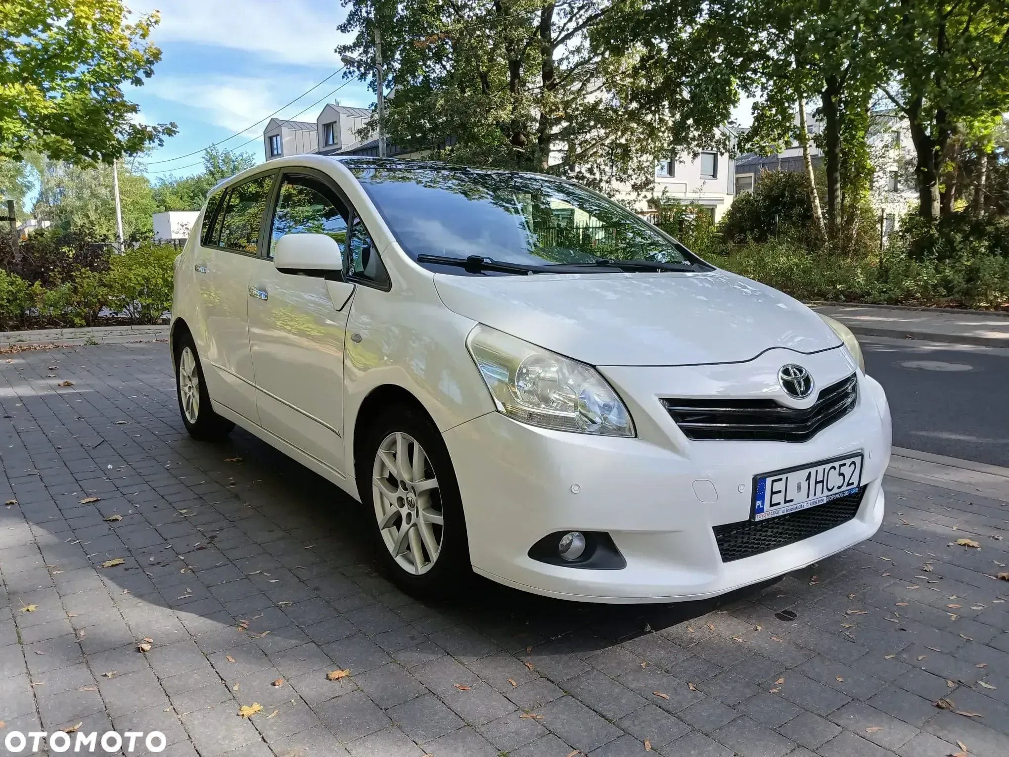 Toyota Verso 2.0 D-4D - 1