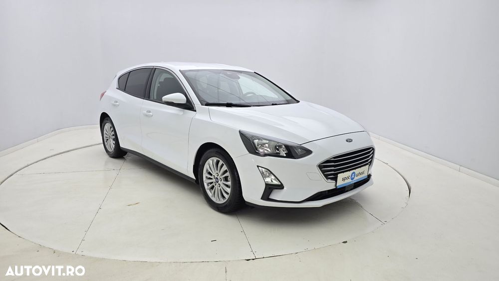 Ford Focus 1.0 EcoBoost Titanium - 4