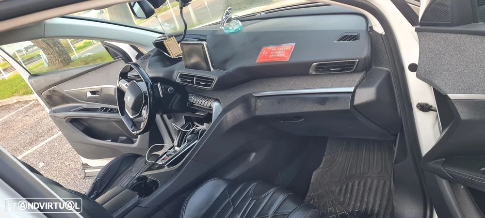 Peugeot 5008 BlueHDI 130 EAT8 Allure Business-Pack - 11