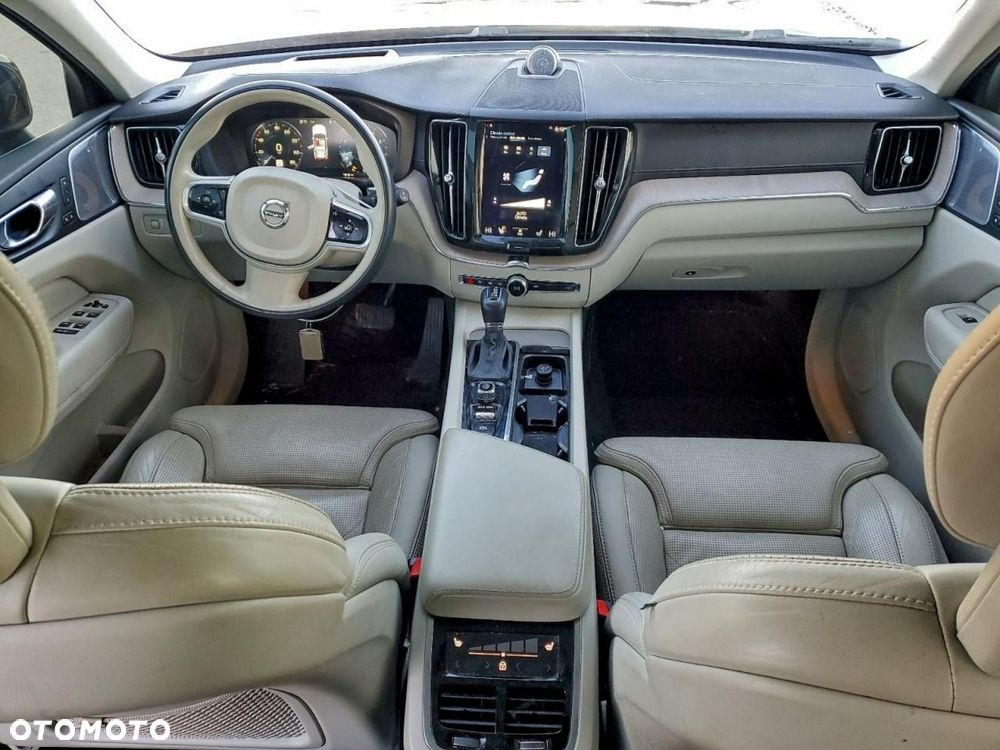 Volvo XC 60 T5 AWD Inscription - 7