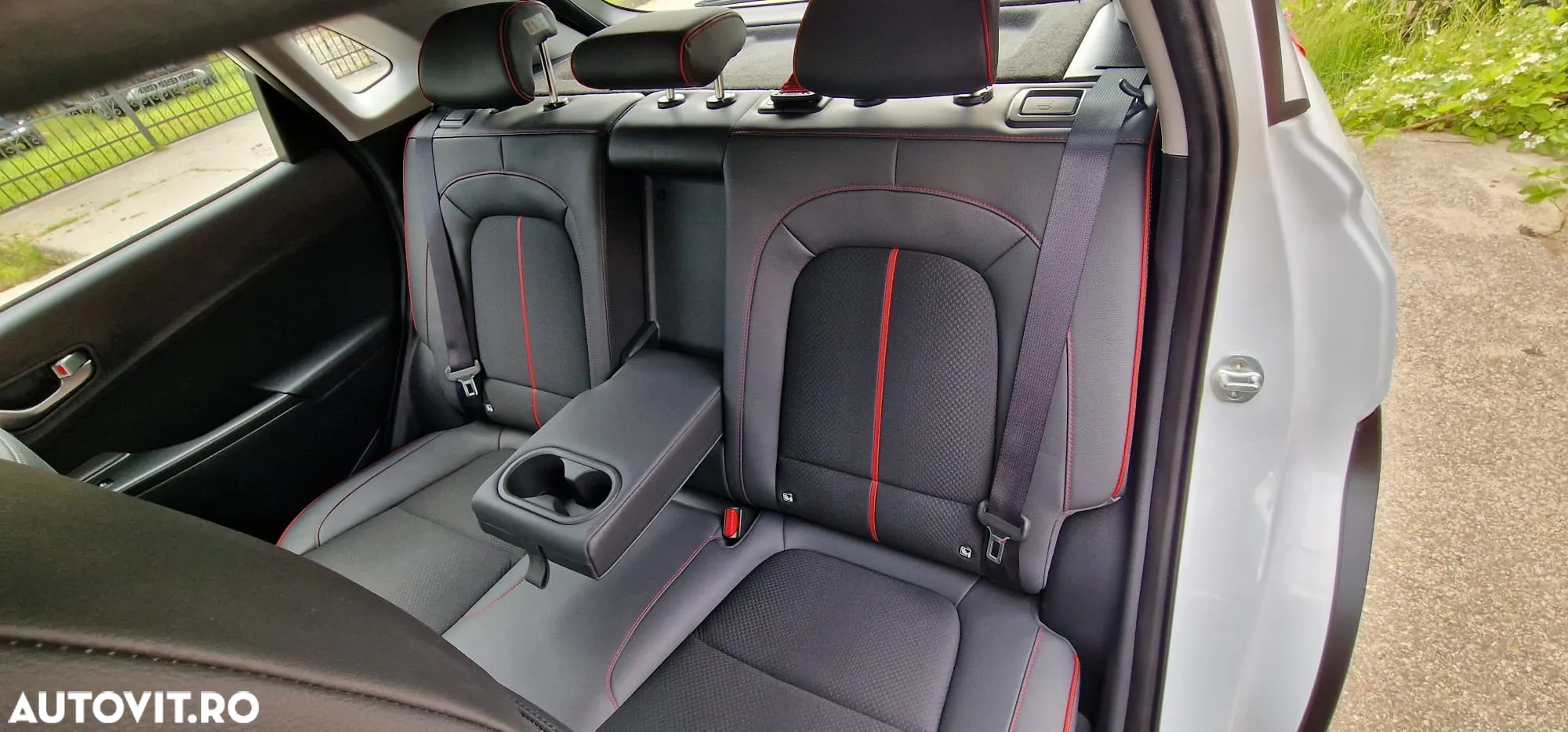 Hyundai KONA 1.6 CRDi DCT Premium - 8