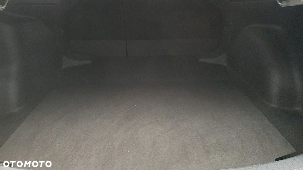 Toyota Corolla 1.5 Active - 12