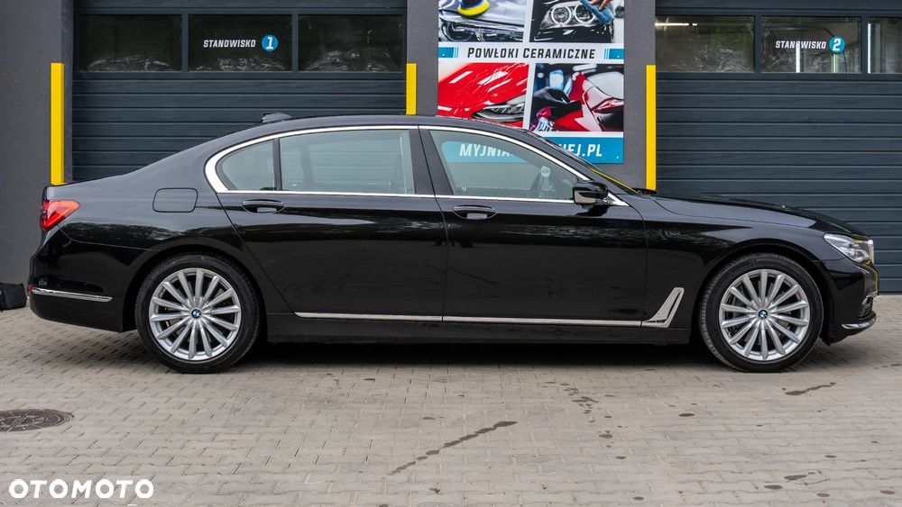 BMW Seria 7 750Li xDrive - 1