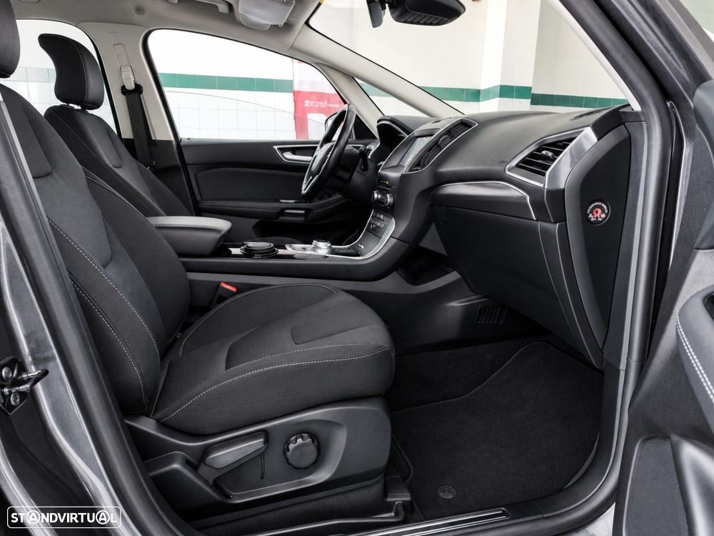 Ford S-Max 2.5 FHEV Titanium - 10