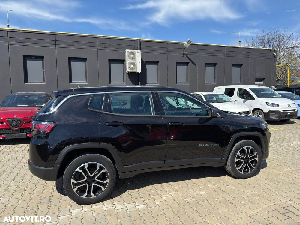 Jeep Compass - 16
