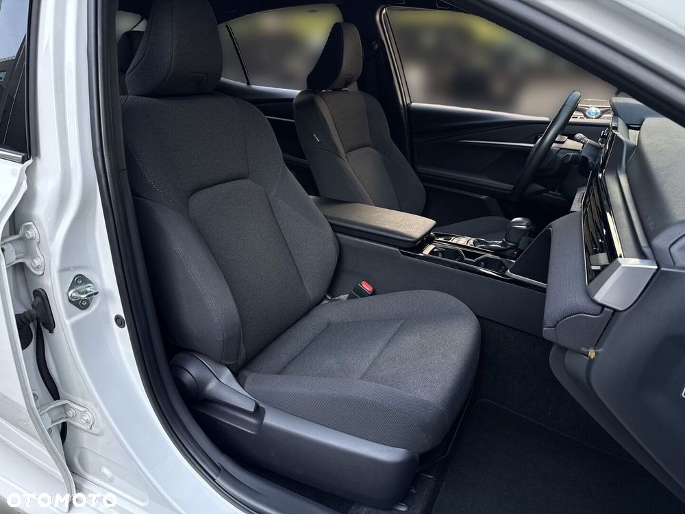 Toyota Camry - 15