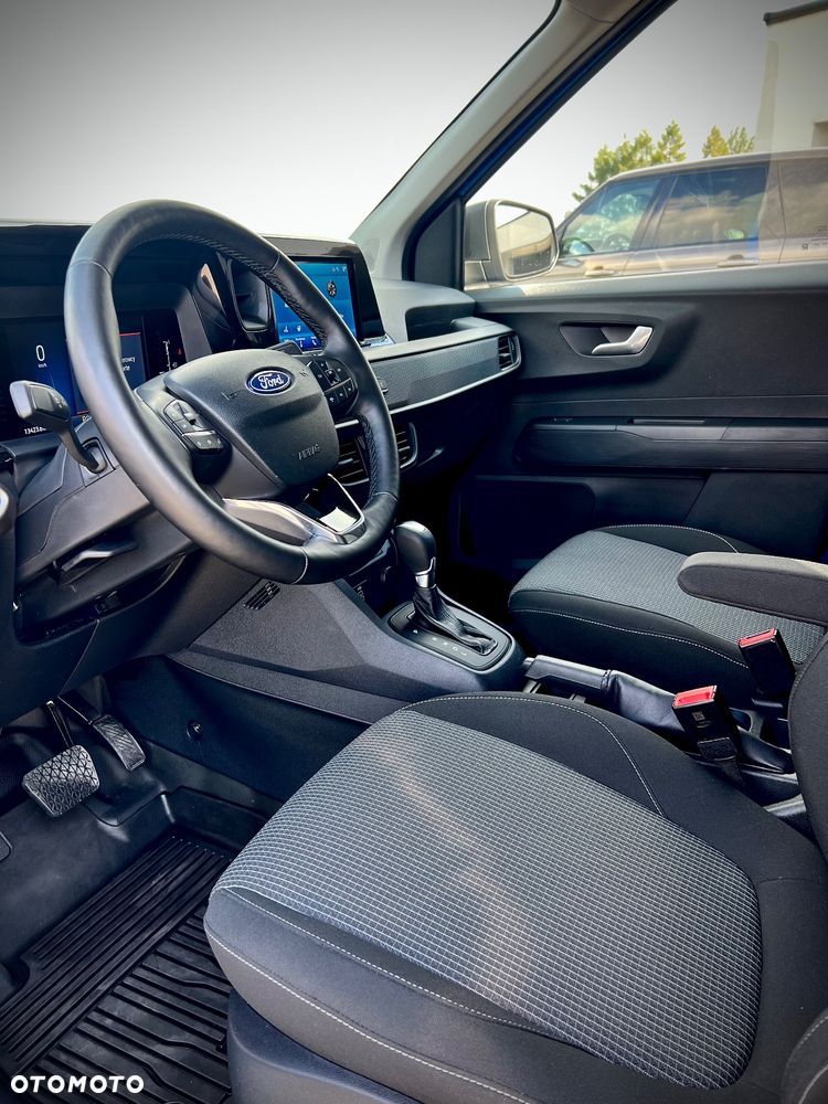 Ford Courier - 11