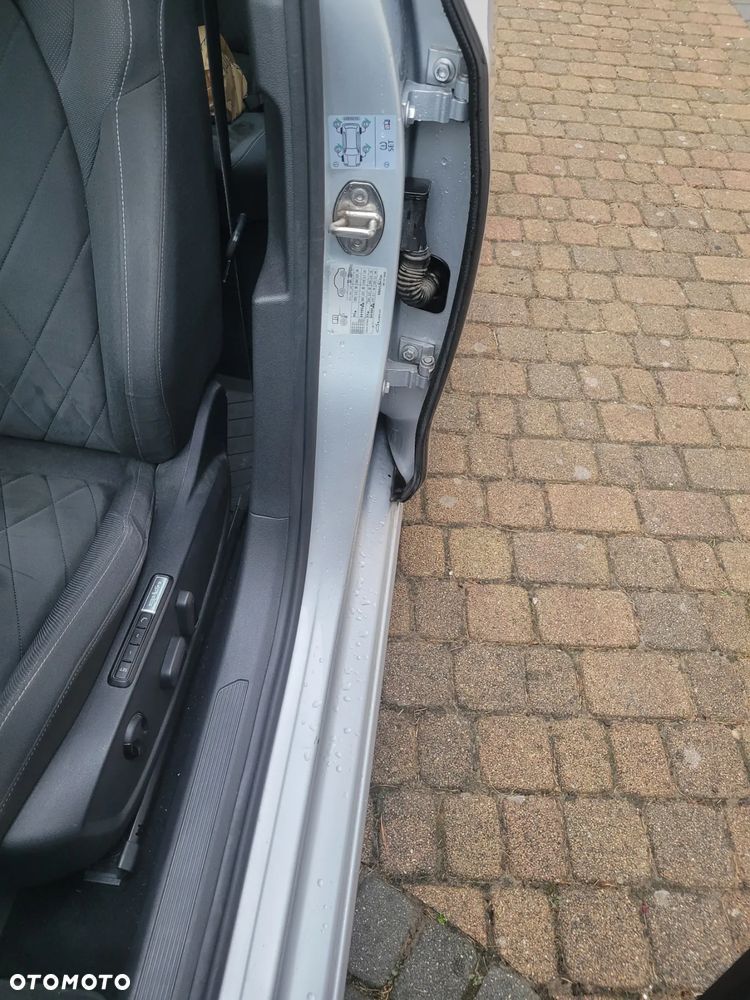 Volkswagen Golf - 12