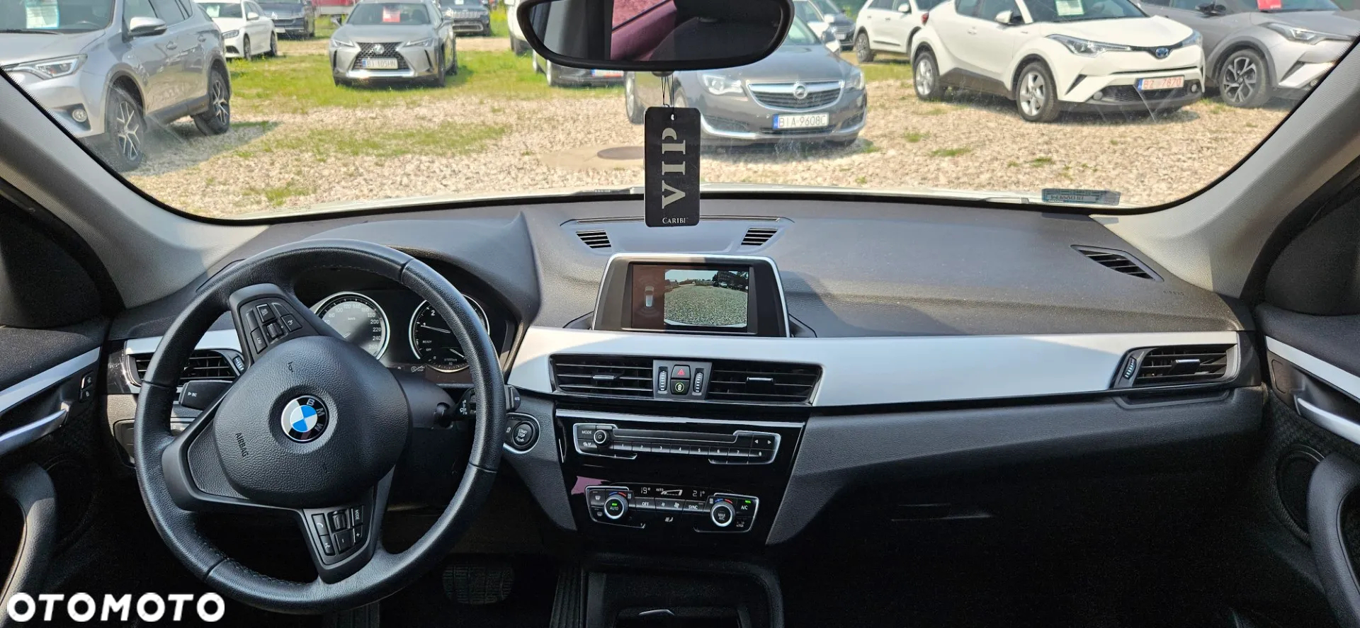 BMW X1 sDrive18i - 39