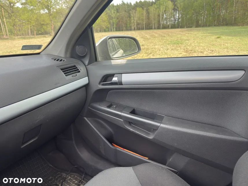 Opel Astra 1.6 Sport - 8