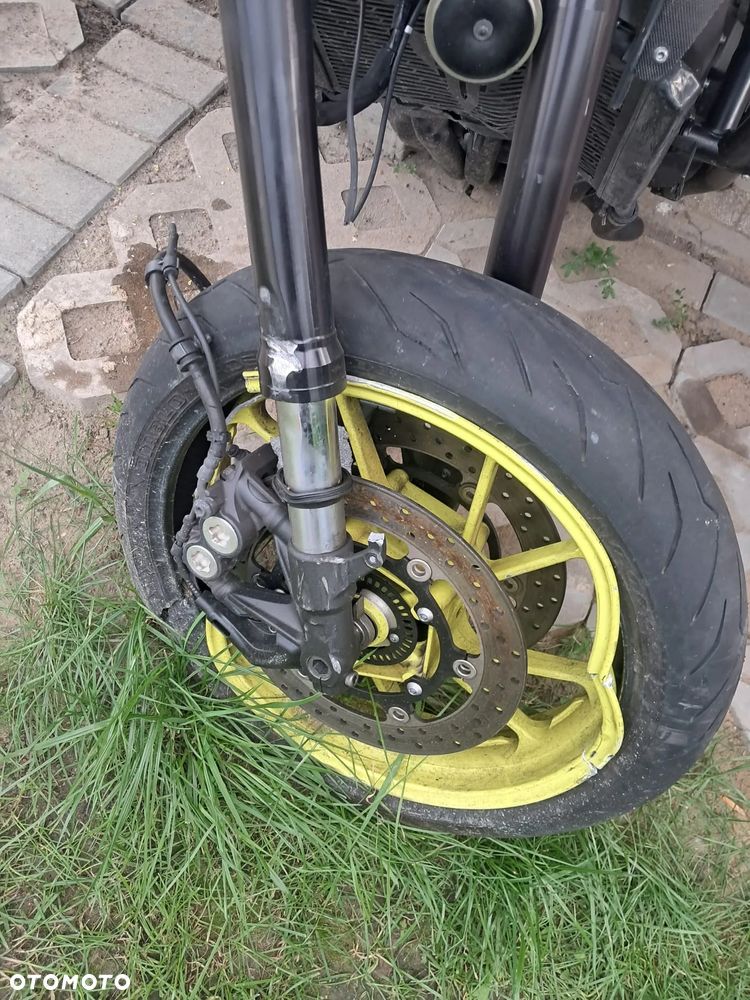 Yamaha MT - 9