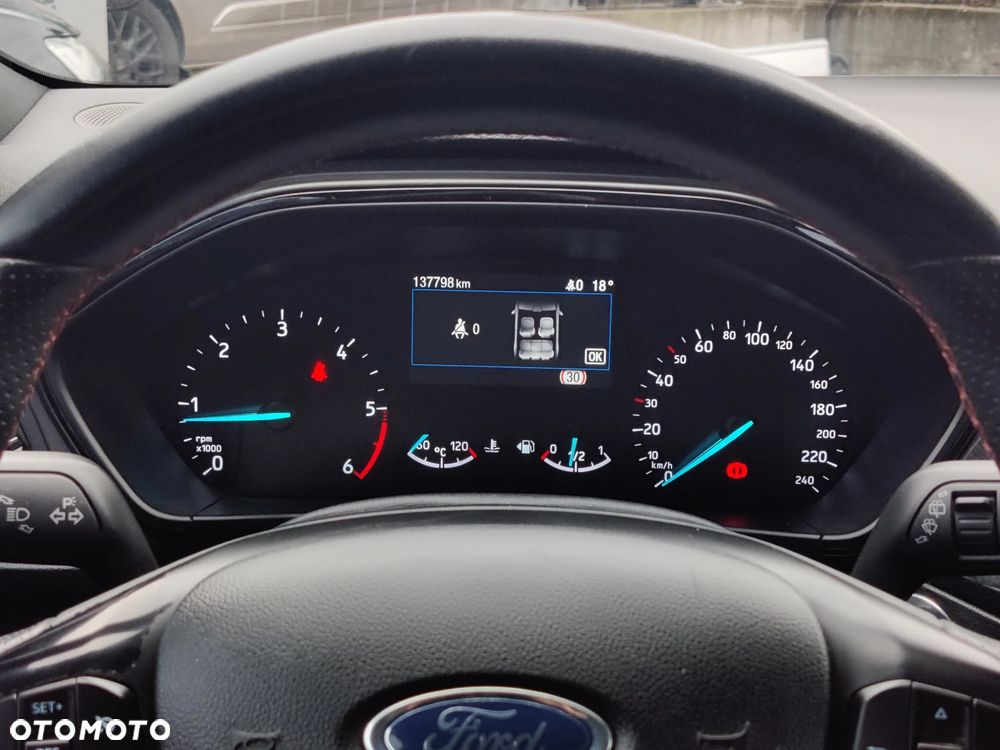 Ford Focus 1.5 EcoBlue Start-Stopp-System ST-LINE - 10