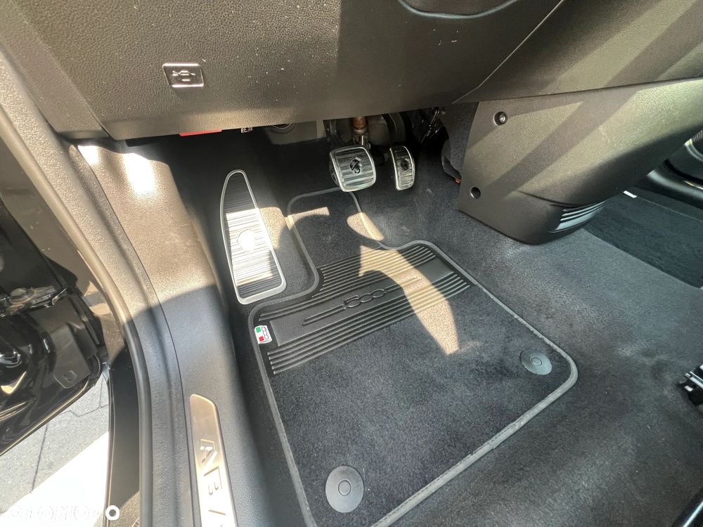 Abarth 500e - 13