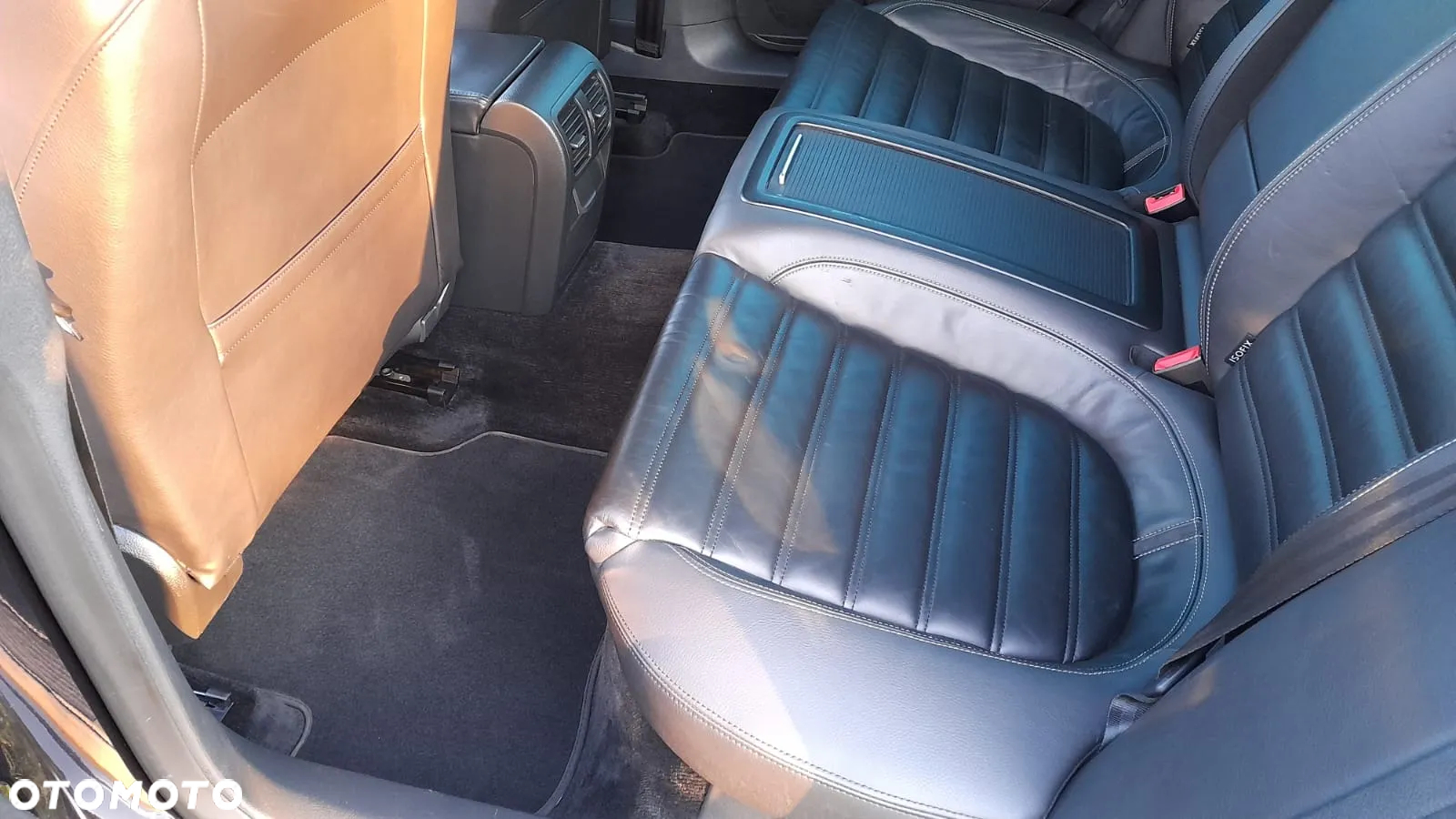 Volkswagen Passat 2.0 TSI Comfortline - 15